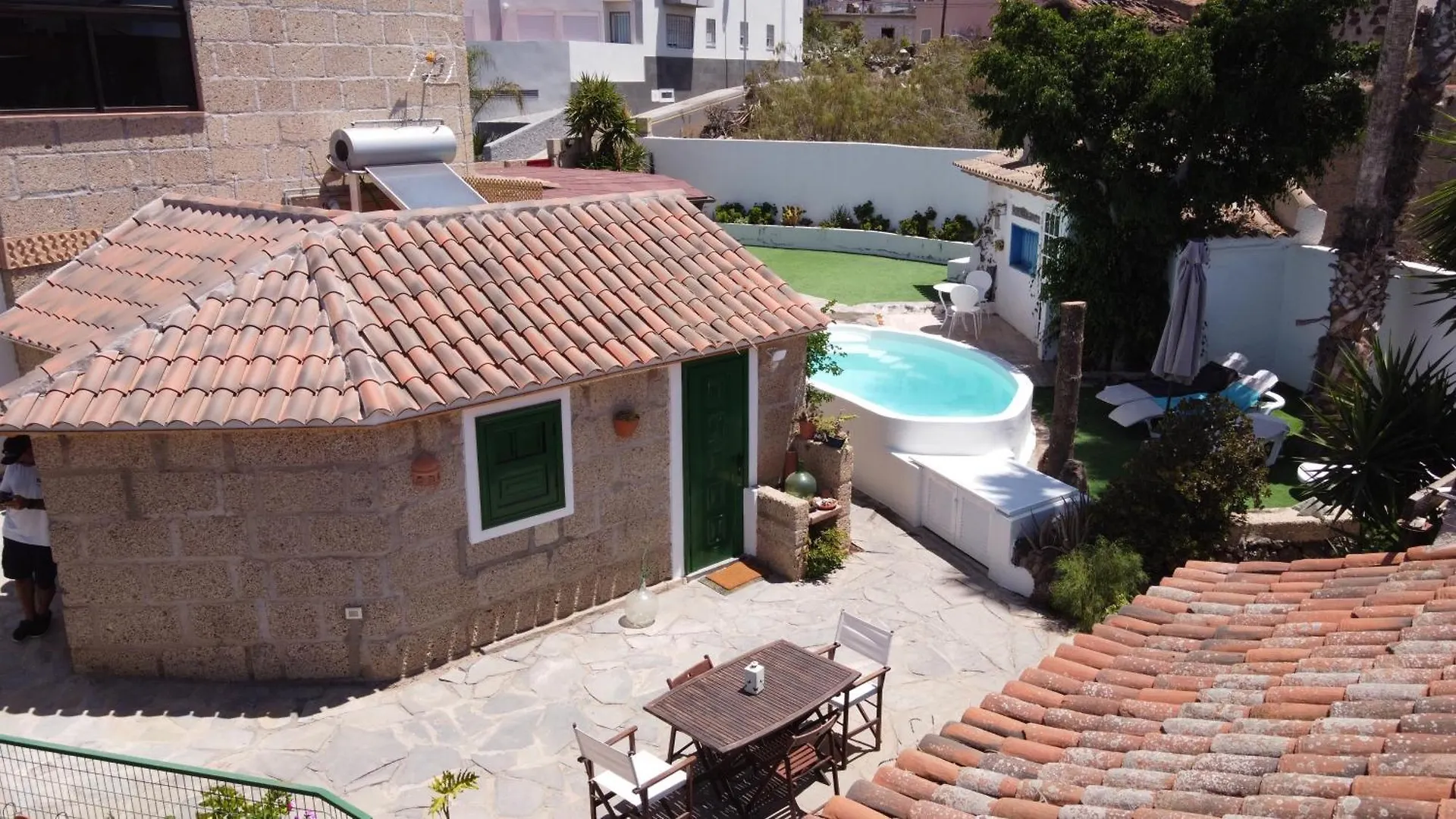 Las Casitas Del Poeta Buzanada